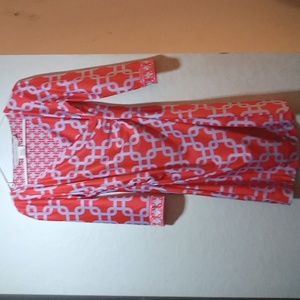 Beautiful lilac and orange geometric printed vcut mini